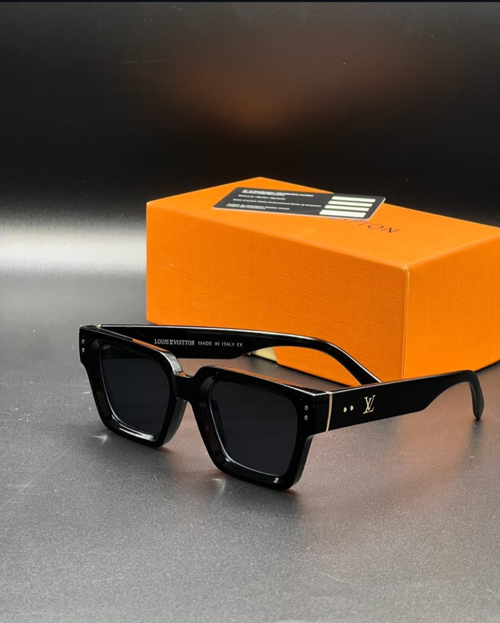 Quality Bold Luxury Sun Glasses