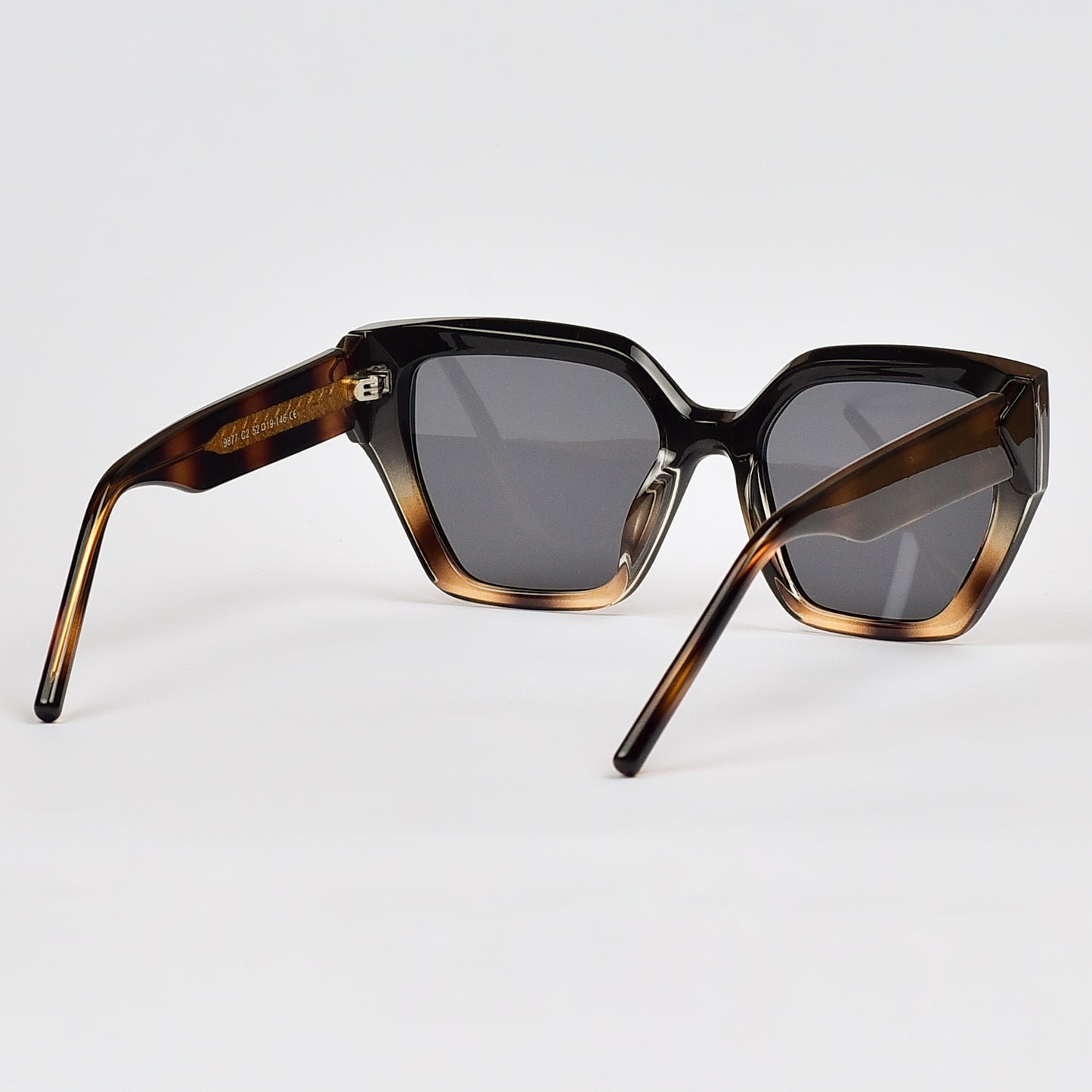 Trendy Classic Cat Eye Sun Glasses