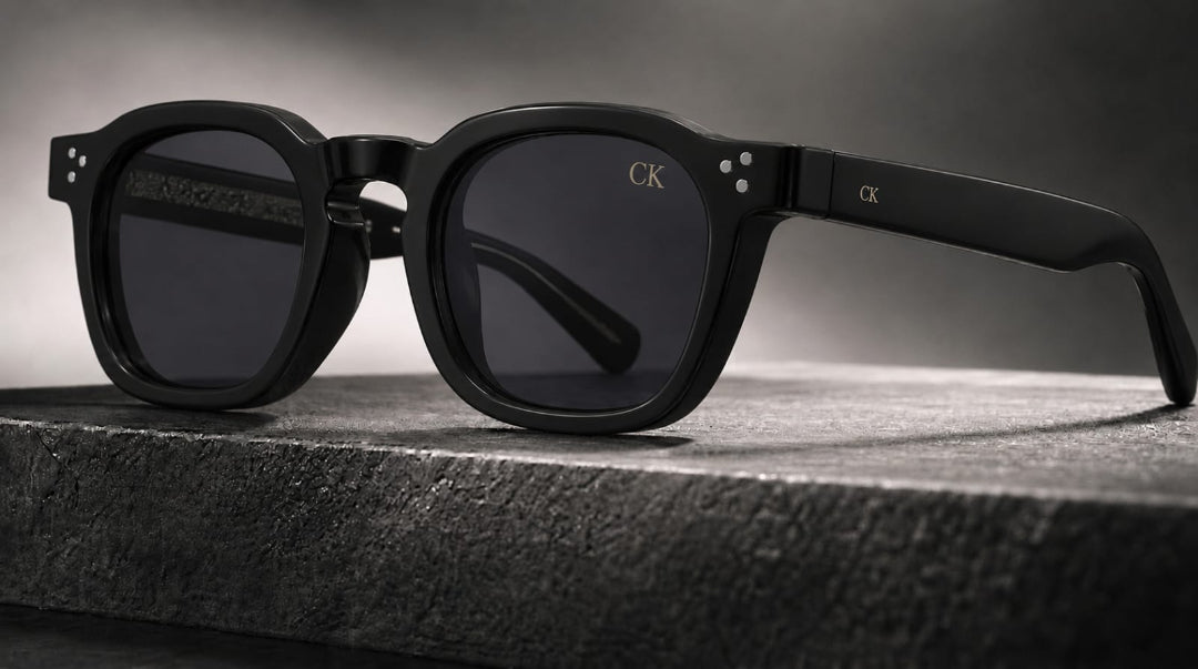 Black Retro-Vintage Keyhole Bridge