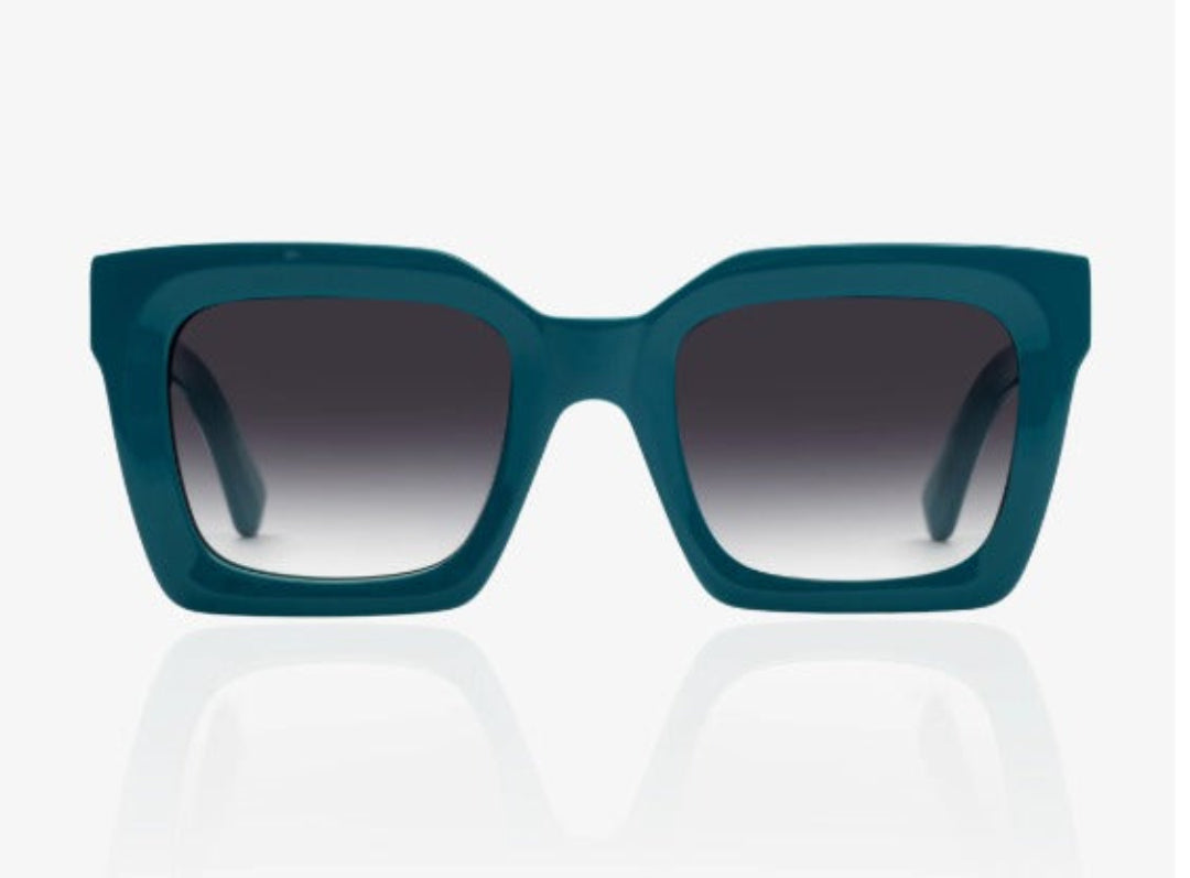 Premium Quality Bold Square Sun Glasses