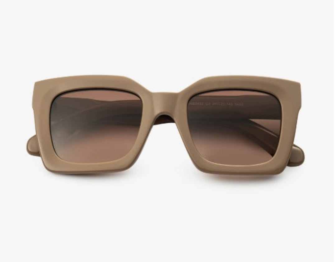 Premium Quality Bold Square Sun Glasses